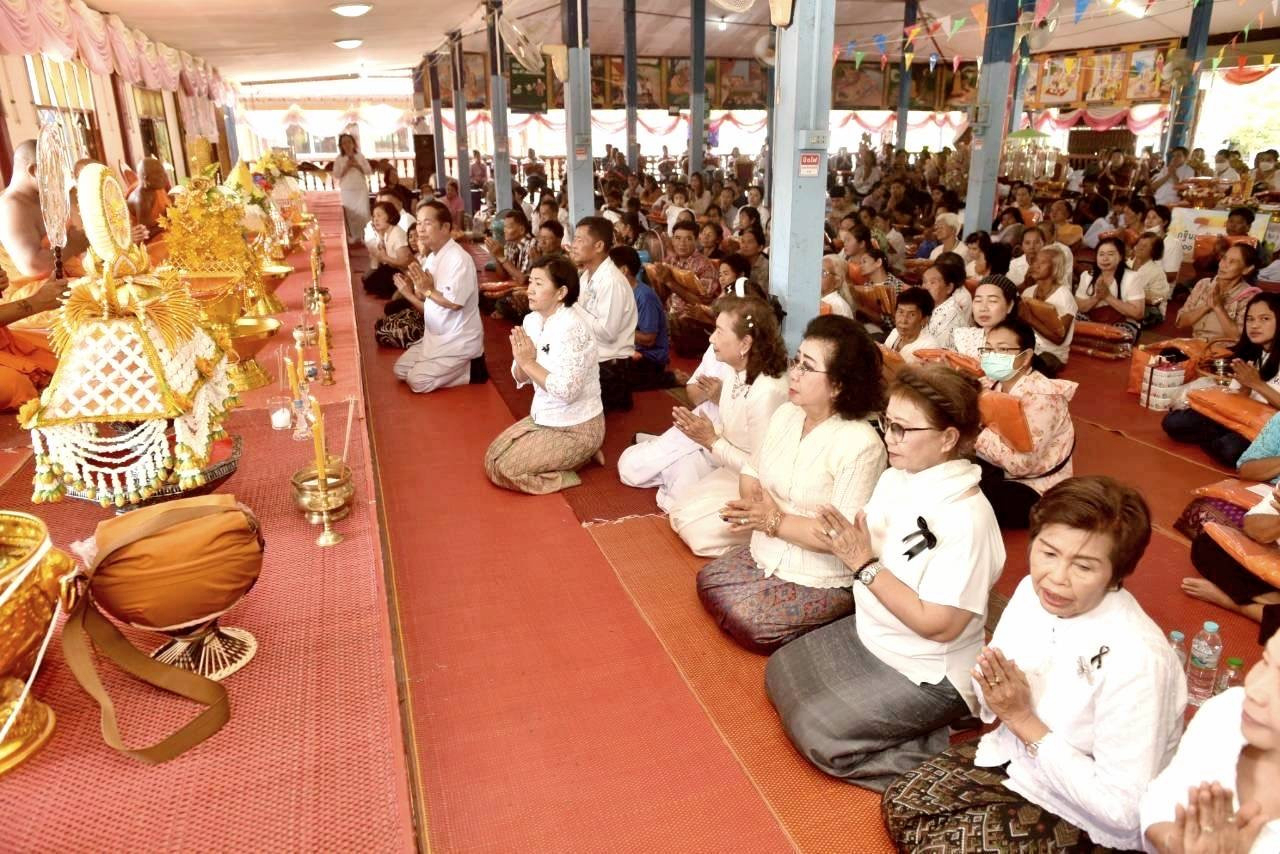 ภาพร่วมพิธีกรรมวัดหนองหัวยาง