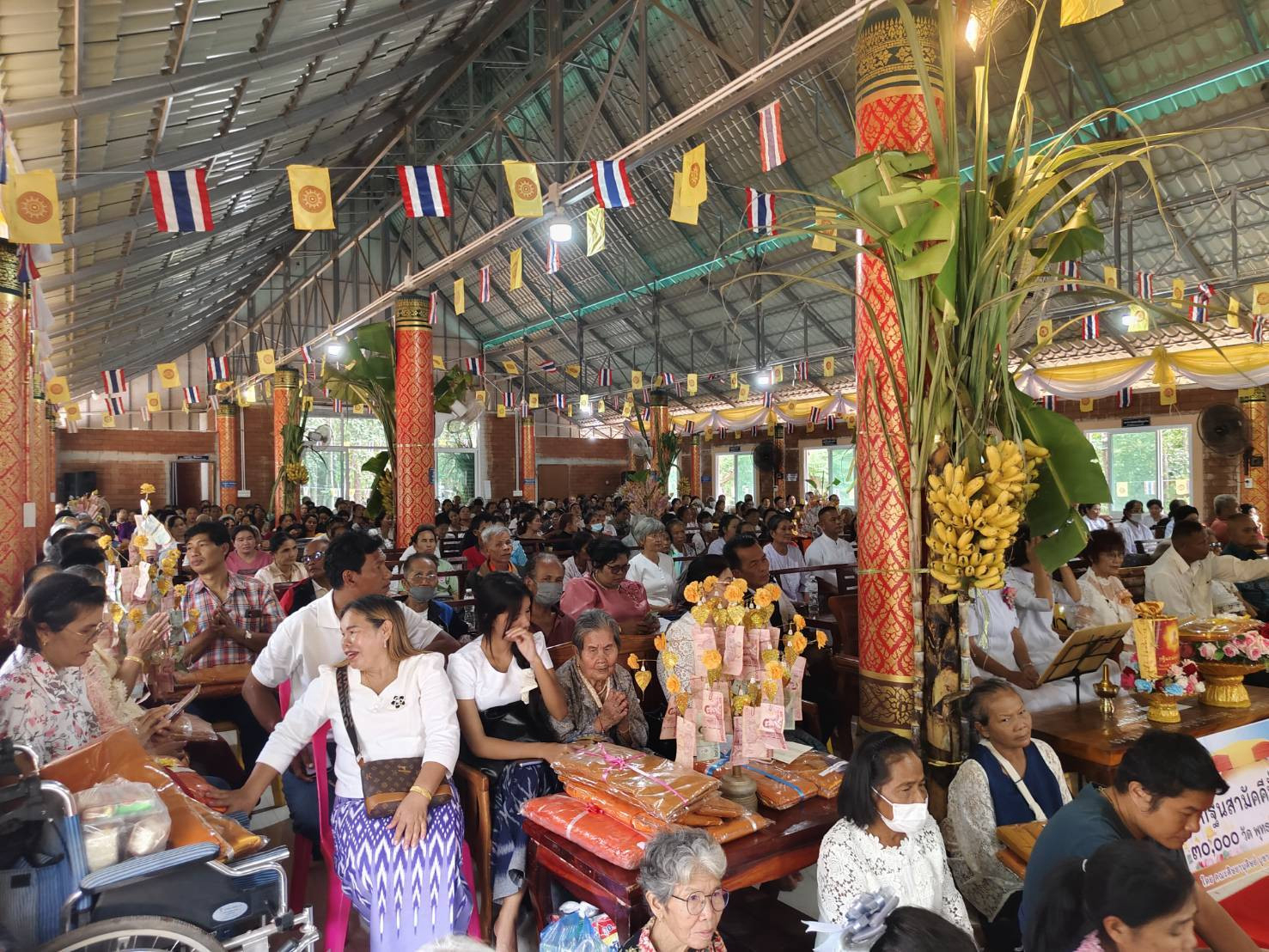 ภาพร่วมพิธีกรรมวัดป่าปัญญาคุณ