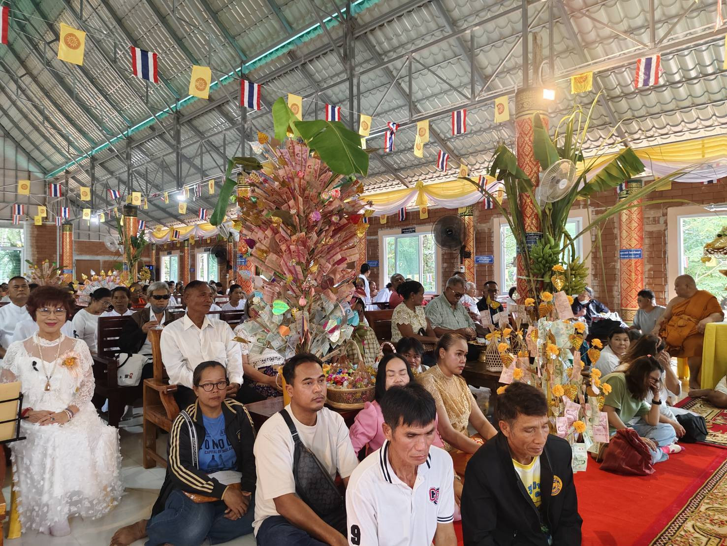 ภาพร่วมพิธีกรรมวัดป่าปัญญาคุณ