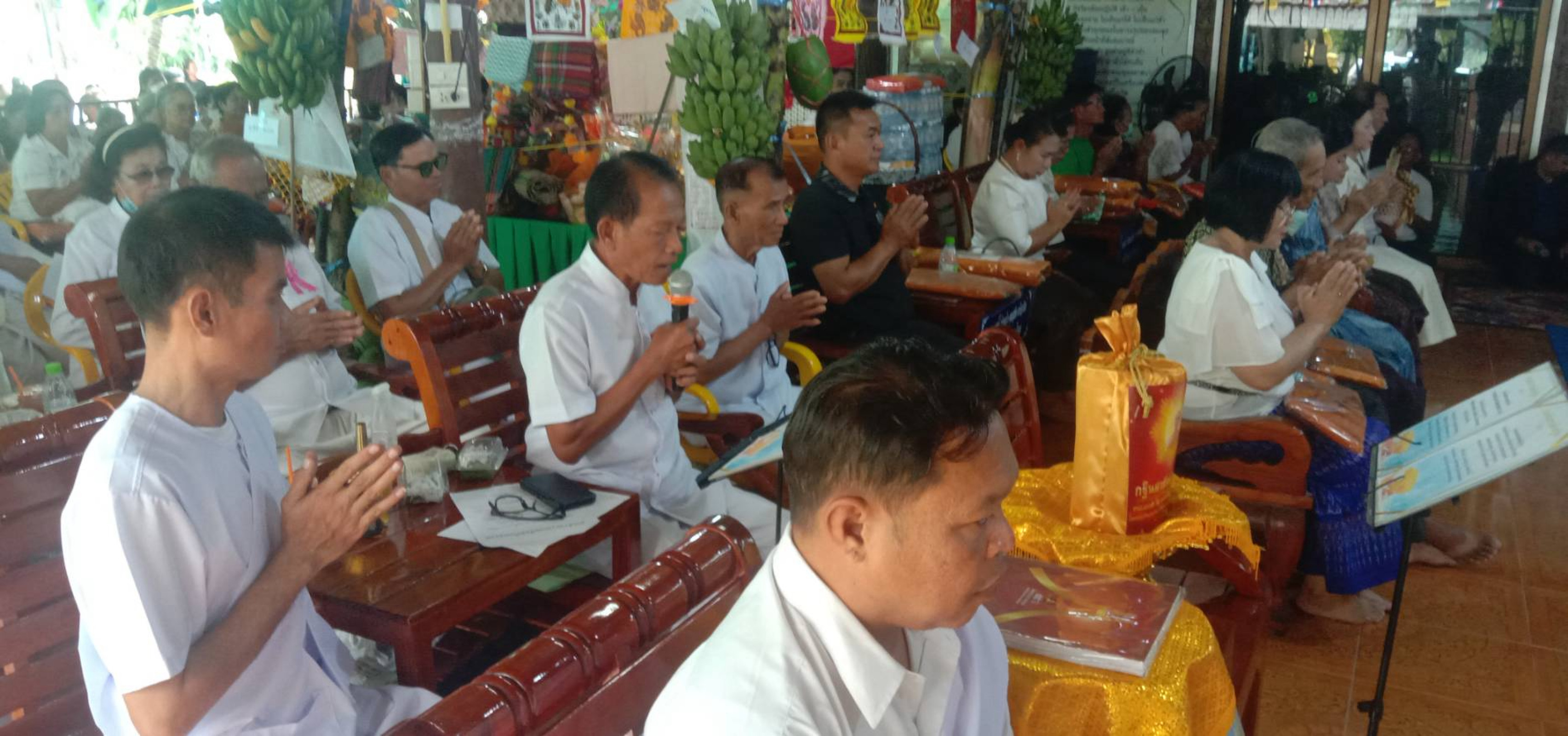 ภาพร่วมพิธีกรรมวัดธีรธรรมาราม