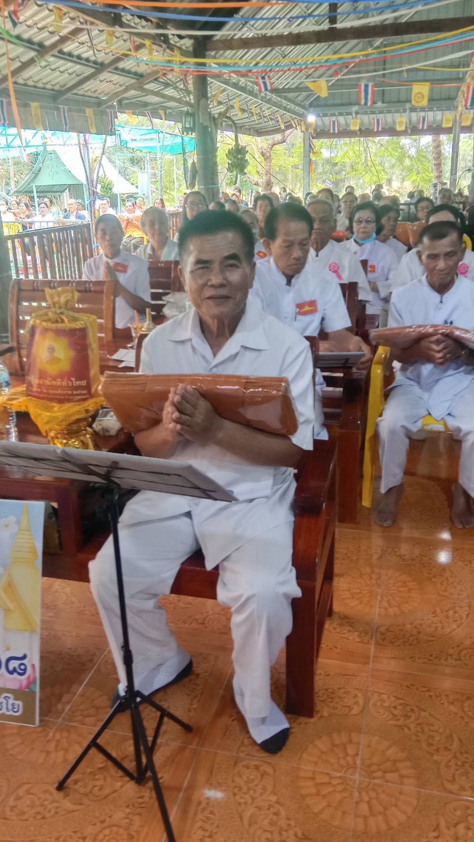 ภาพร่วมพิธีกรรมวัดธีรธรรมาราม