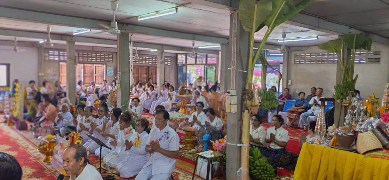 ภาพร่วมพิธีกรรมวัดป่าใต้