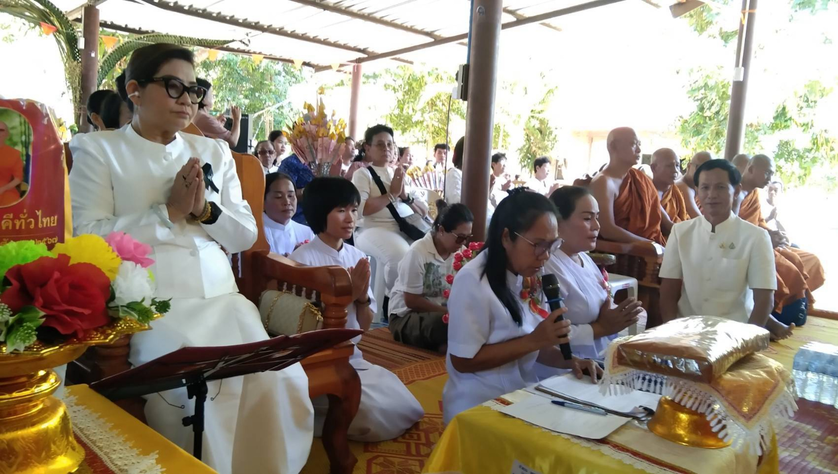 ภาพกล่าวคำถวายกฐินวัดพรหมนิยม