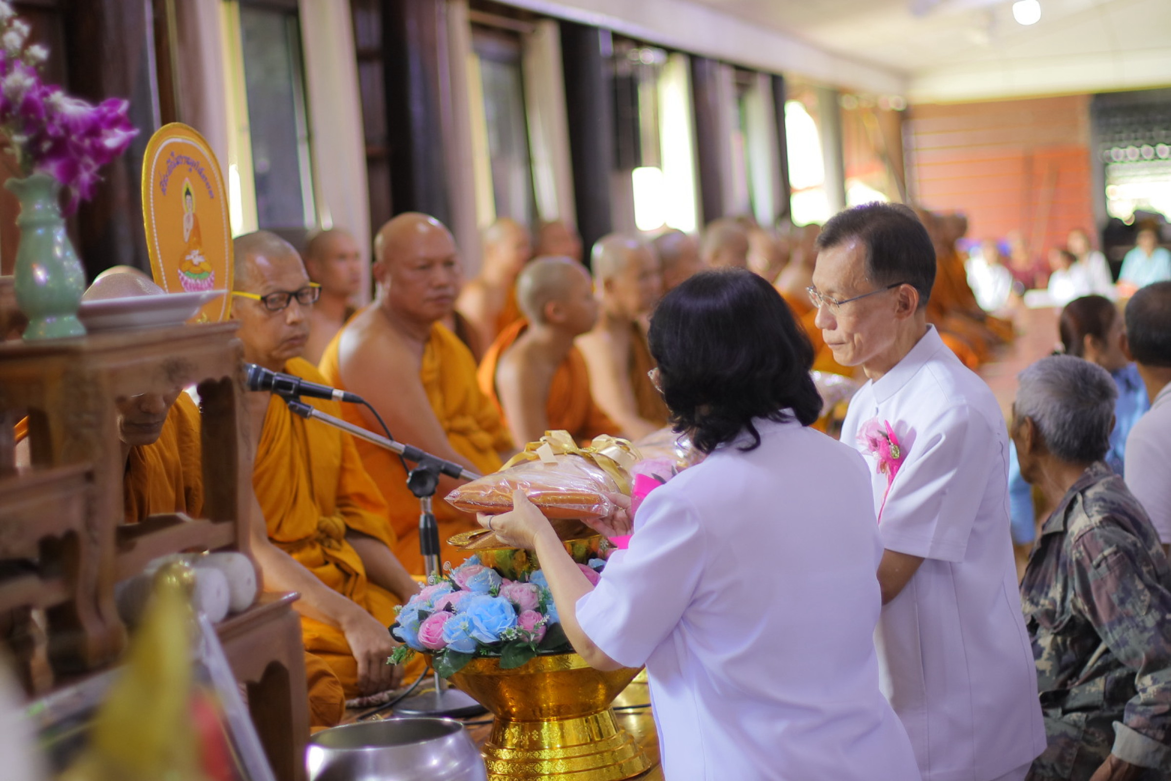 ภาพร่วมพิธีกรรมวัดโคกเจริญ