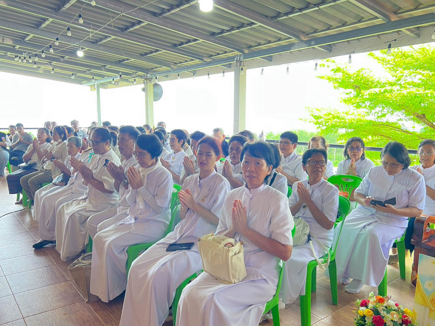 ภาพร่วมพิธีกรรมวัดเขาน้อยจันทราราม