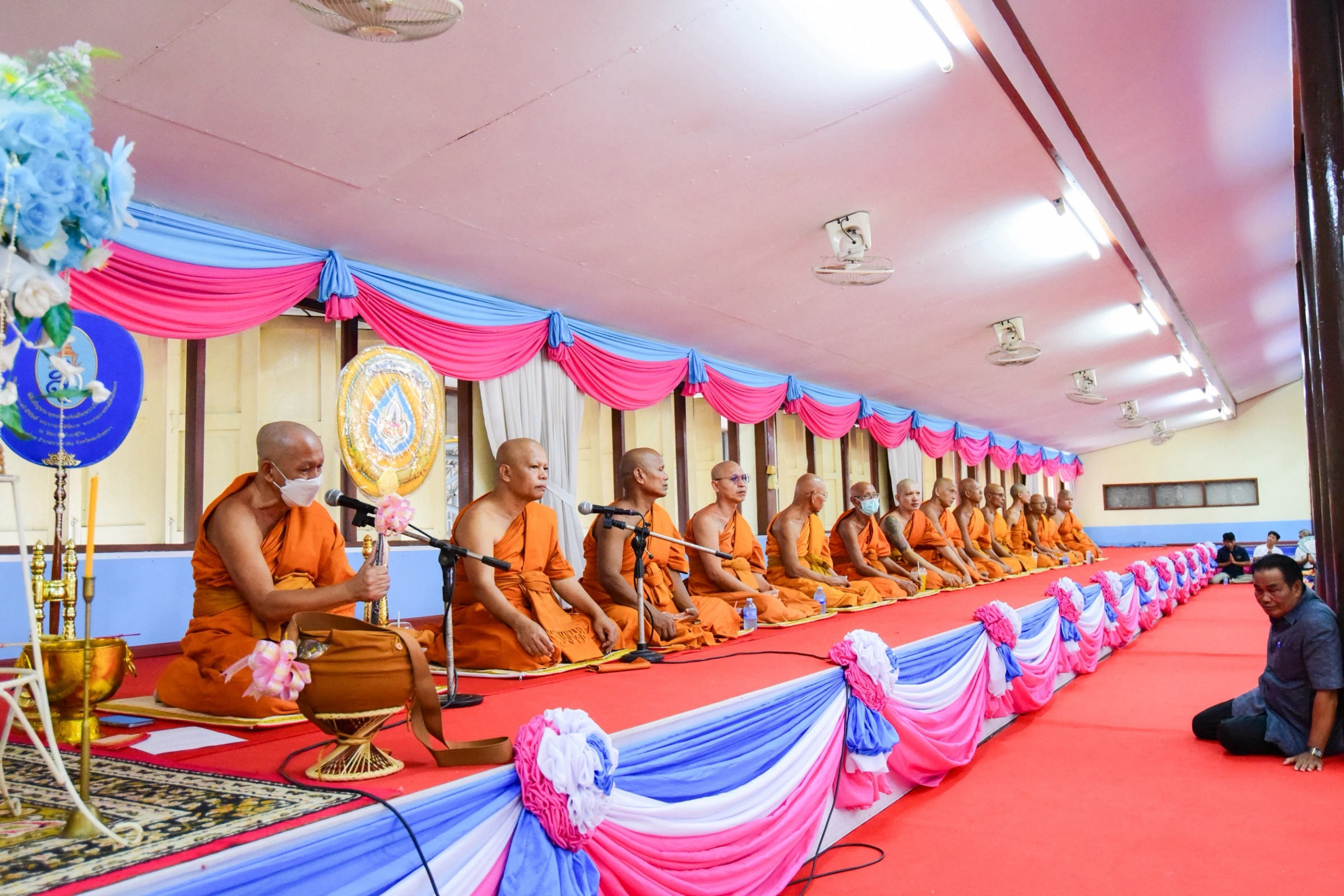 ภาพร่วมพิธีกรรมวัดเกาะแก้วเวฬุวัน