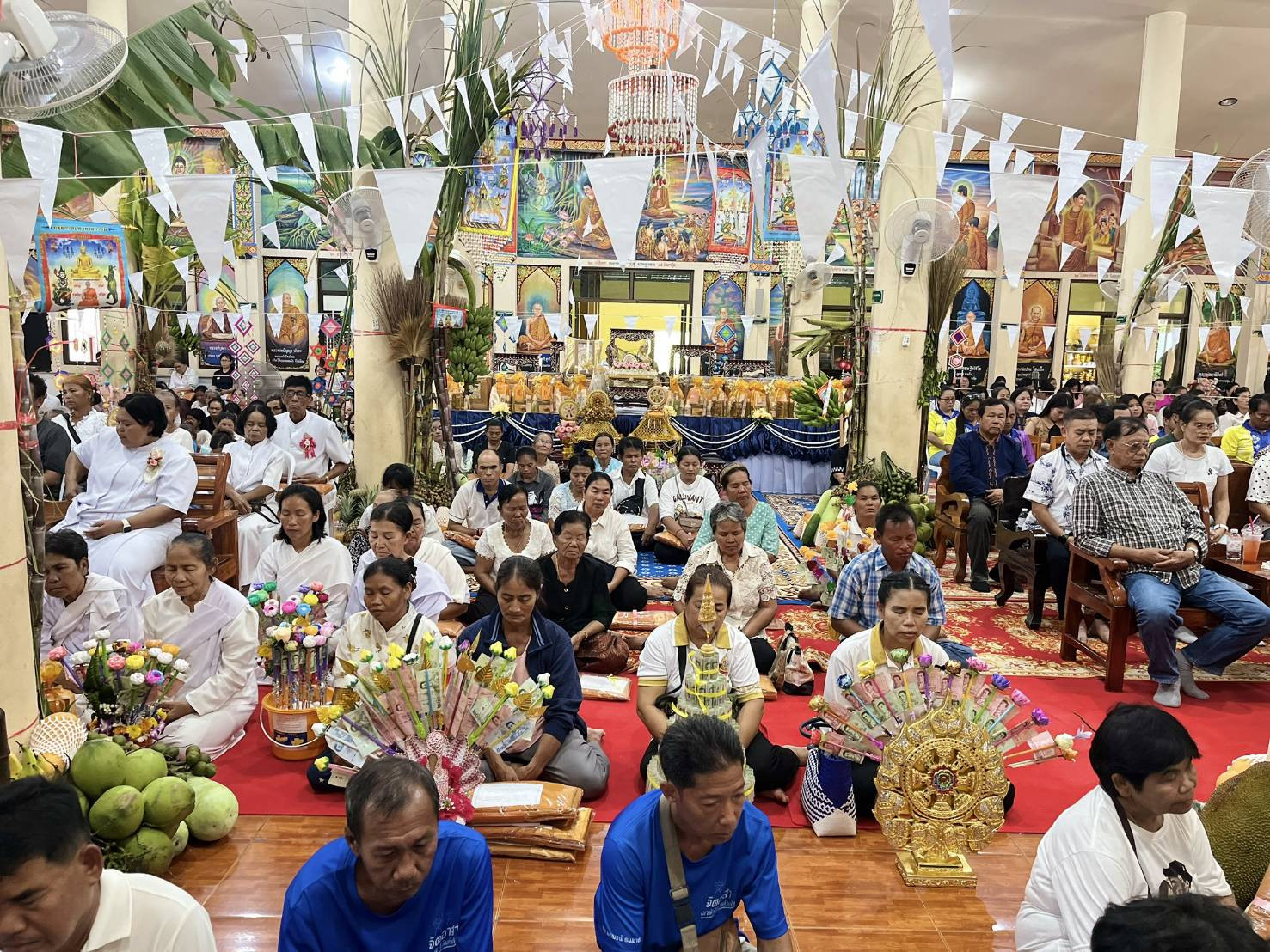 ภาพร่วมพิธีกรรมวัดเขาถ้ำแรต