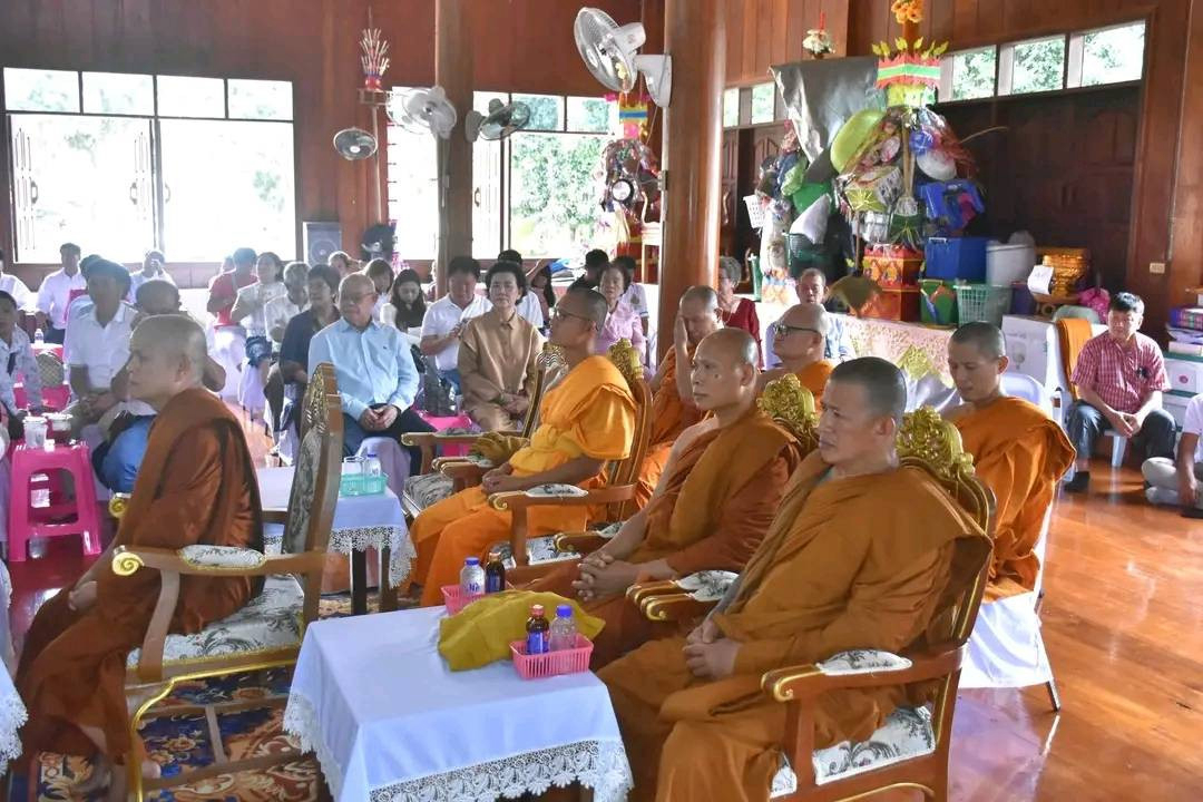 ภาพร่วมพิธีกรรมวัดแม่ลาหลวง