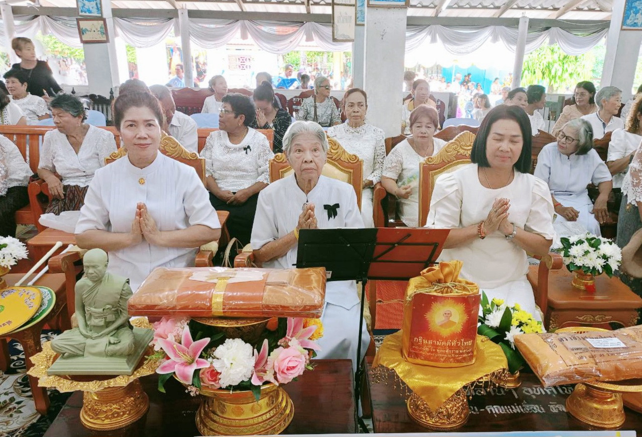 ภาพร่วมพิธีกรรมวัดหัวค่าย