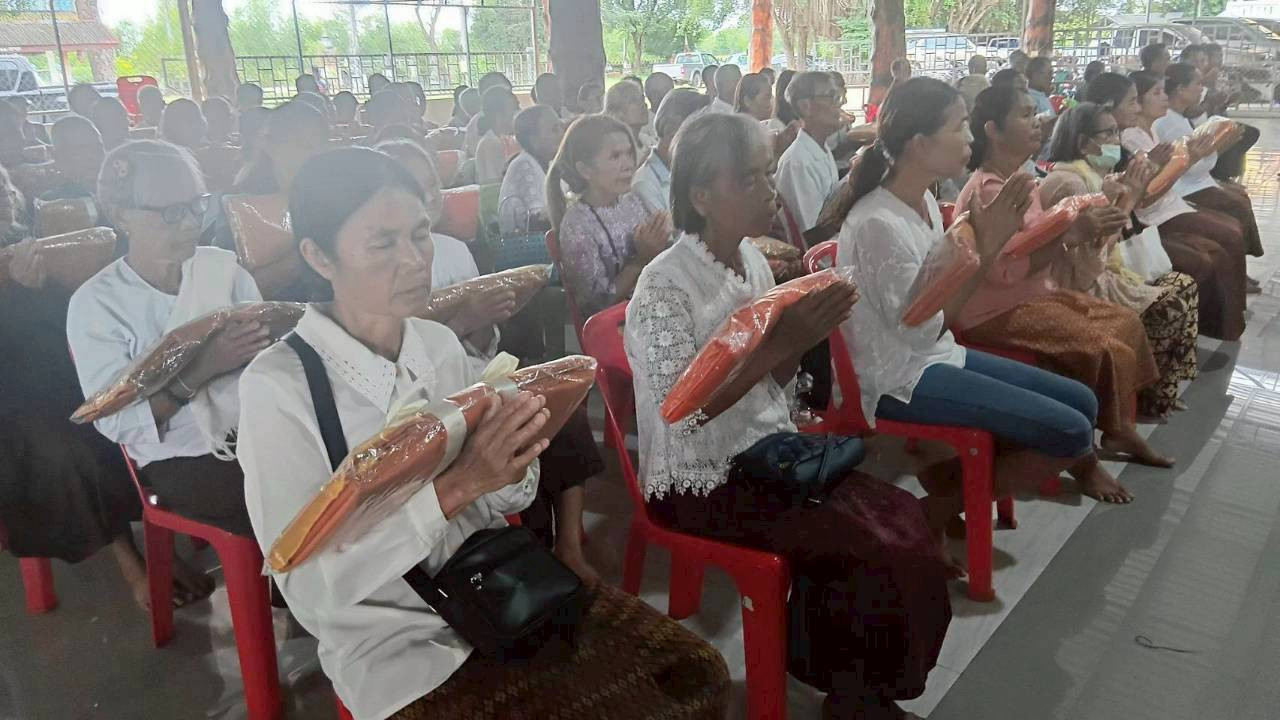 ภาพร่วมพิธีกรรมวัดศรีสุวรรณรัตนาราม