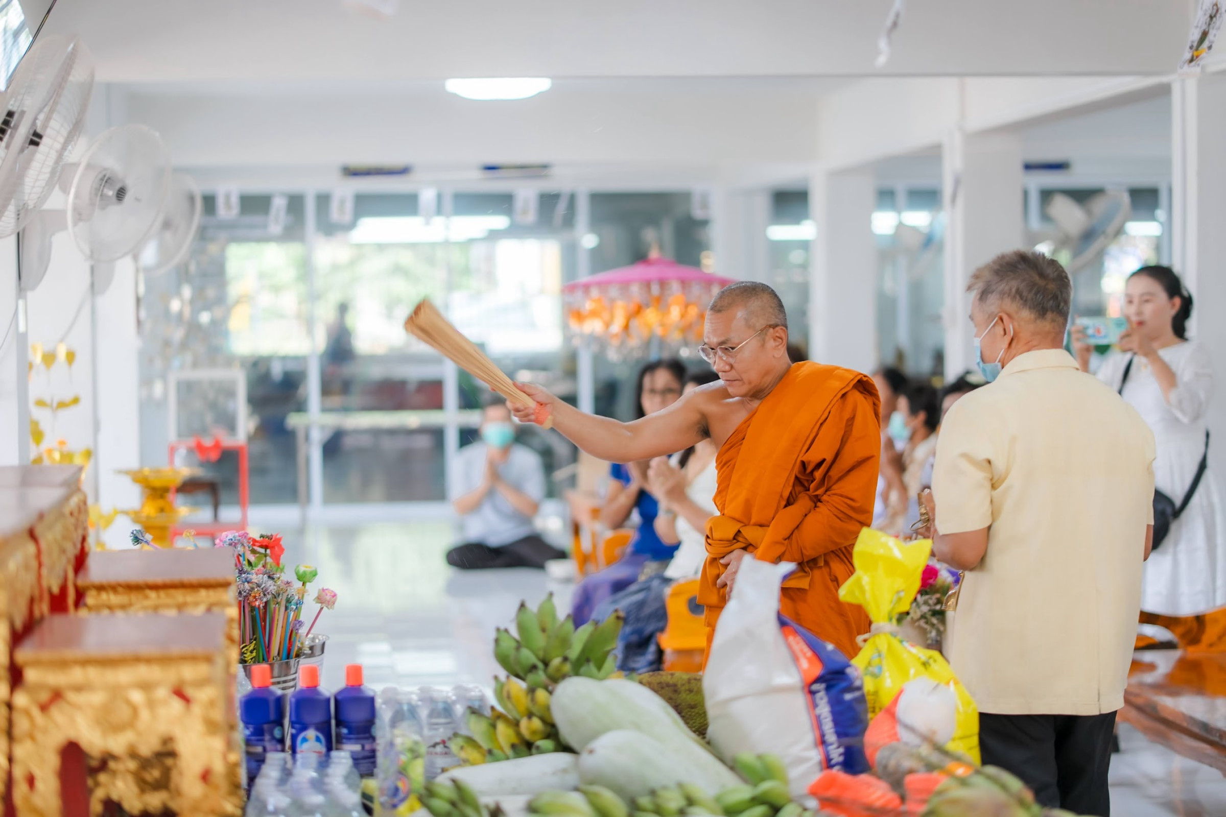 ภาพร่วมพิธีกรรมวัดมณีโสภณ ซอย17