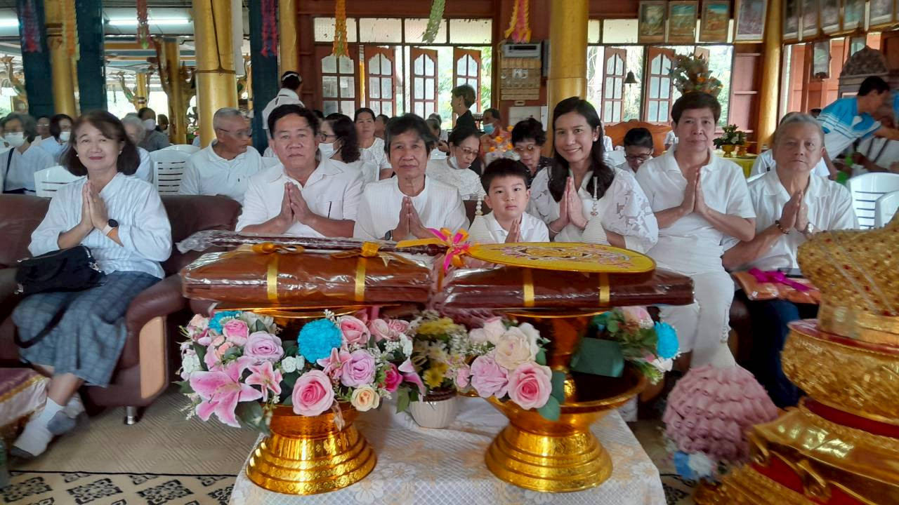 ภาพร่วมพิธีกรรมวัดสถิตย์วัฒนาราม