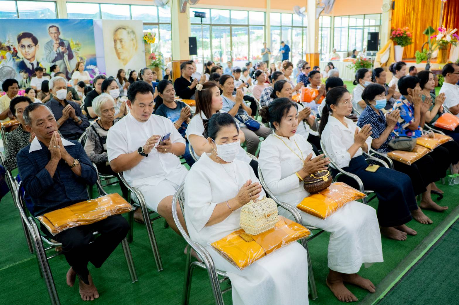 ภาพร่วมพิธีกรรมวัดเลิศดุสิตาราม