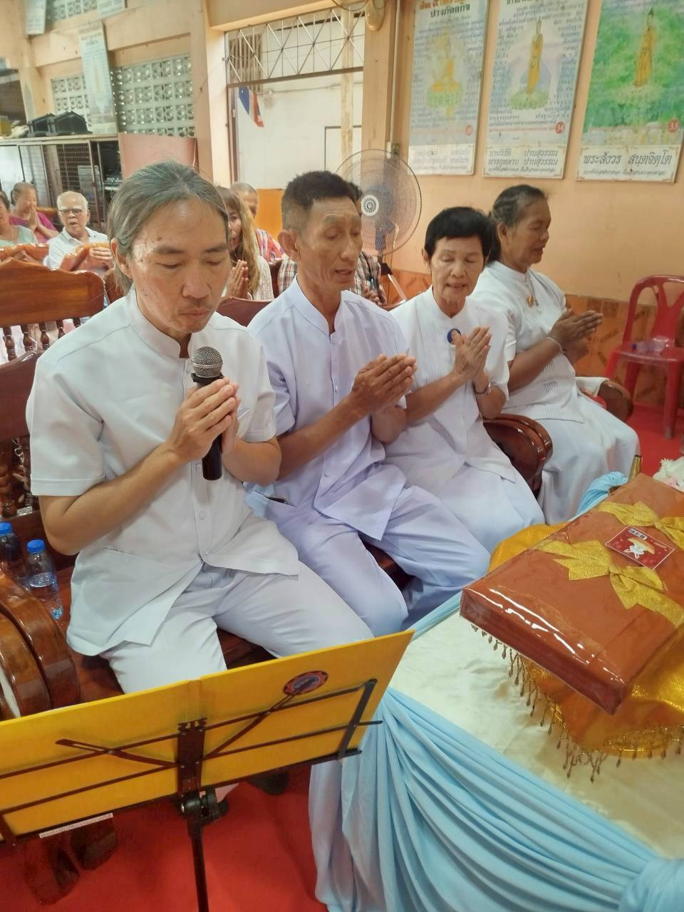 ภาพกล่าวคำถวายกฐินที่พักสงฆ์ทรายทอง