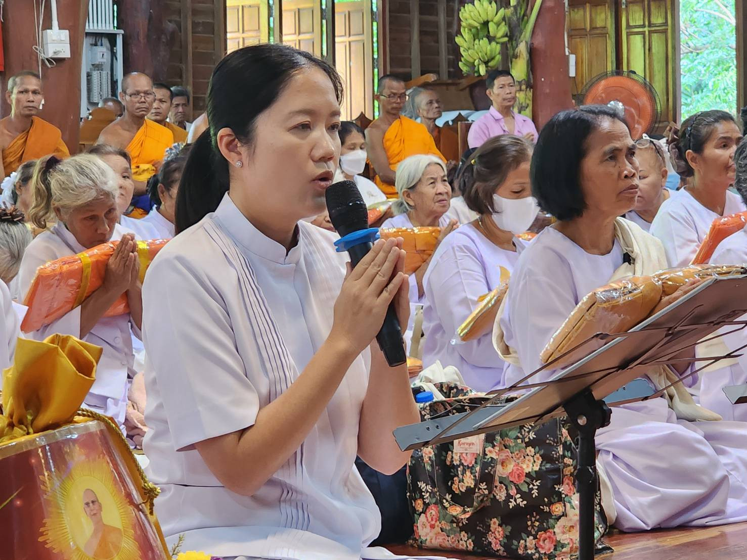 ภาพกล่าวคำถวายกฐินวัดบ้านแสลงพัน