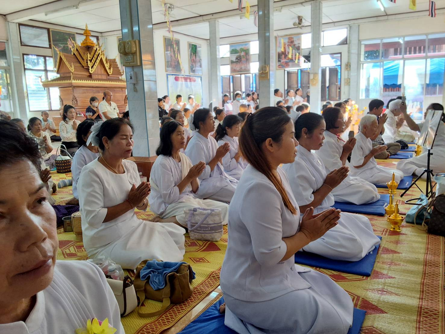 ภาพกล่าวคำถวายกฐินวัดโพธิ์ชัย