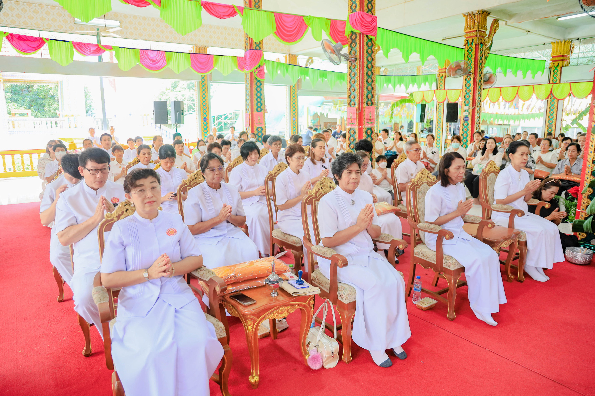 ภาพร่วมพิธีกรรมวัดดอกไม้