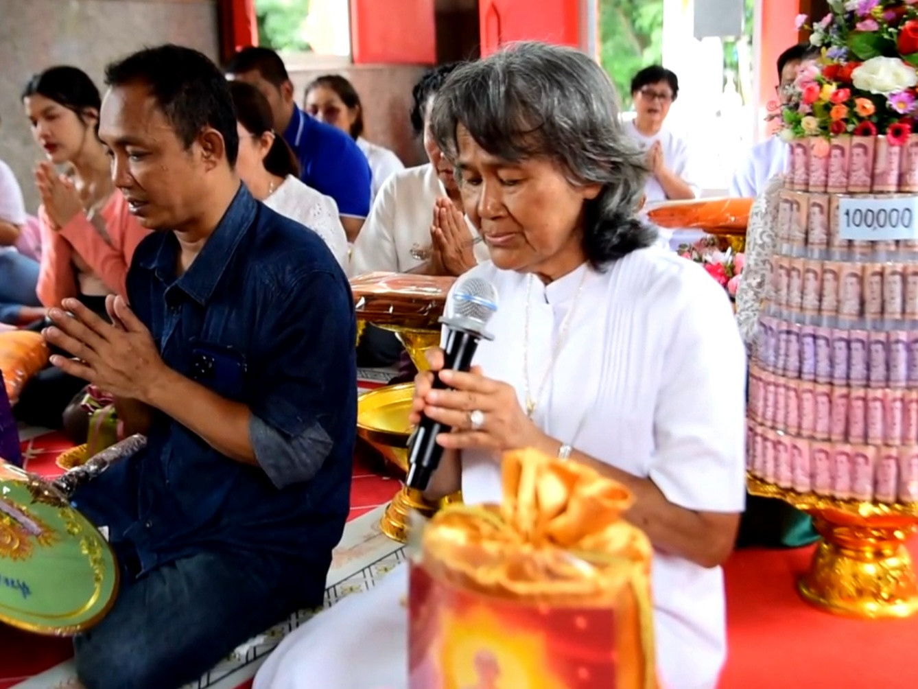 ภาพกล่าวคำถวายกฐินวัดน้ำคอก(ดอนขุดทอง)