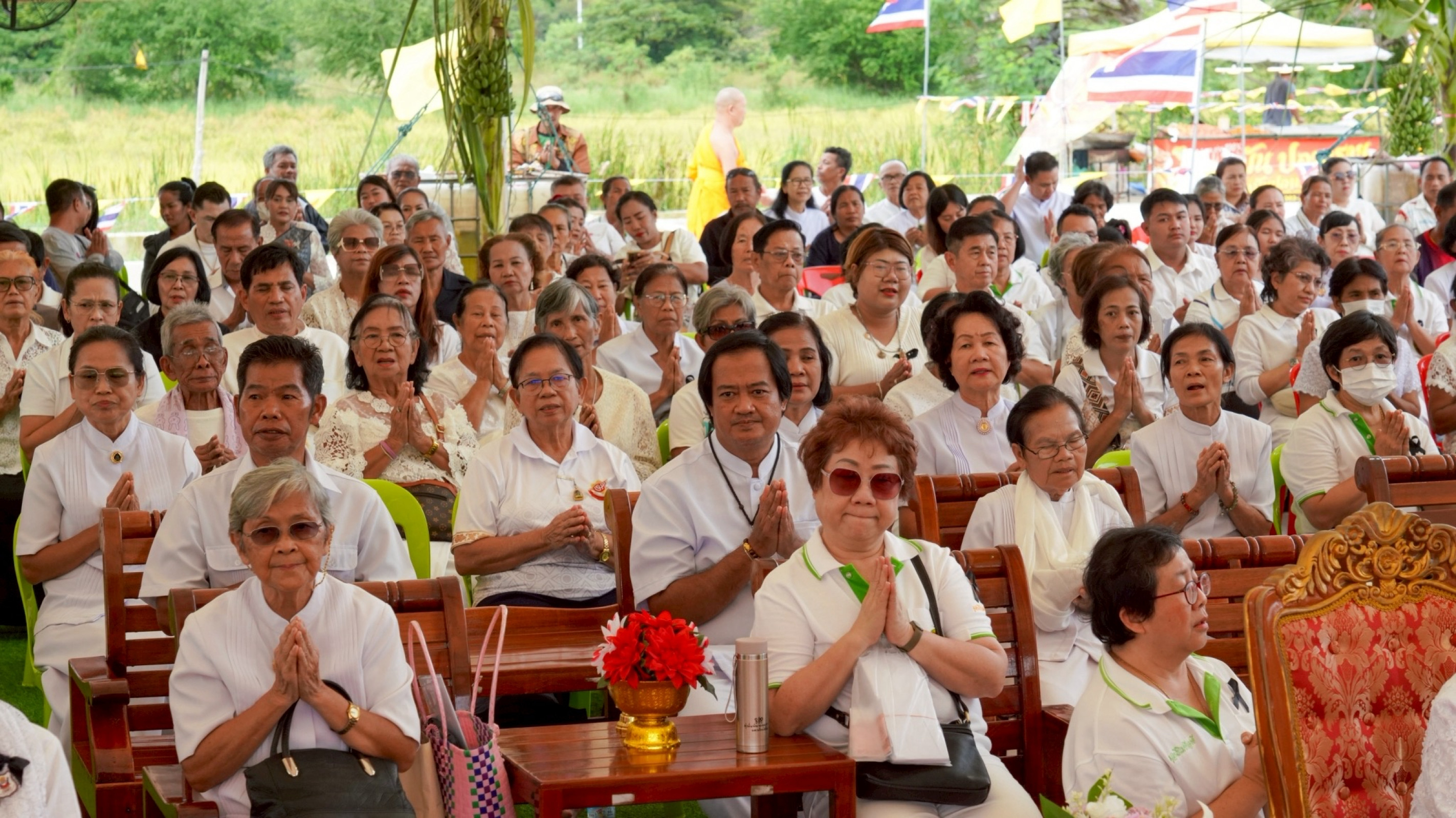 ภาพร่วมพิธีกรรมสถาบันพัฒนาชาวพุทธนครราชสีมา
