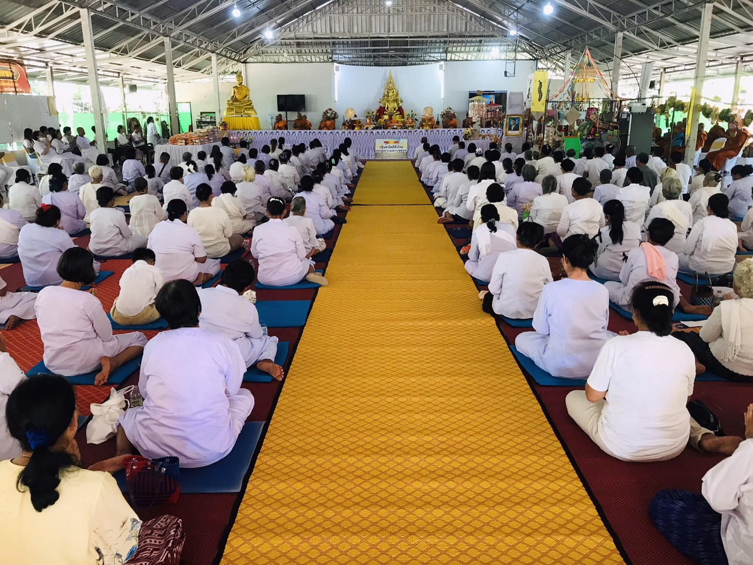 ภาพร่วมพิธีกรรมวัดป่ามหาเรืองบุญเขต