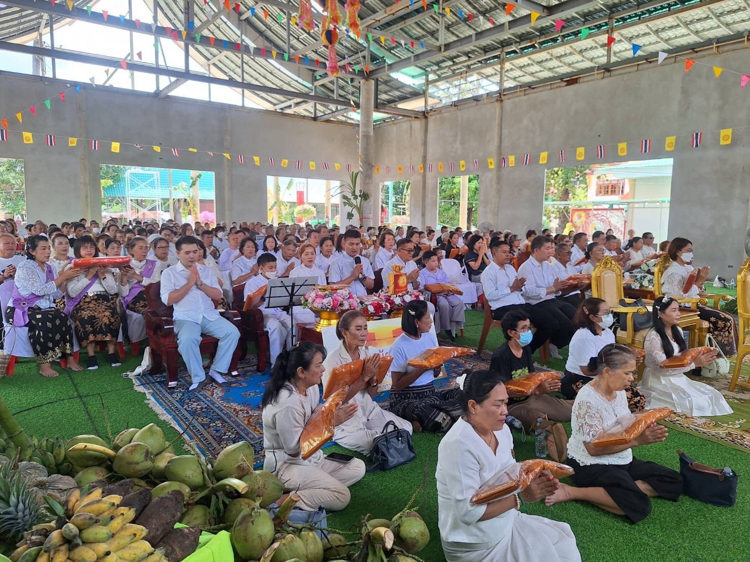 ภาพร่วมขบวนกฐินวัดนังคัลจันตรี