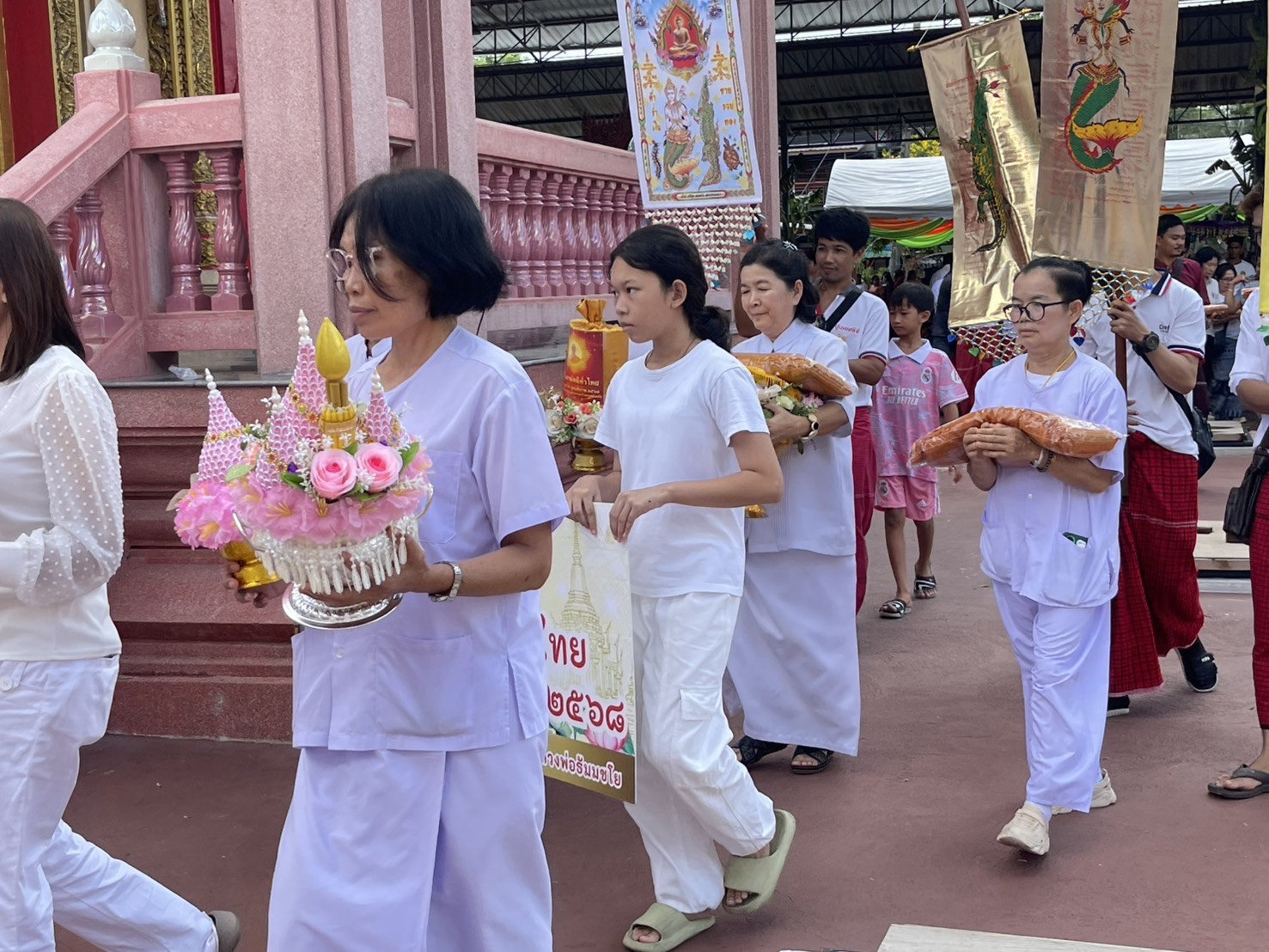 ภาพร่วมพิธีกรรมวัดใหม่คลองเจ็ด