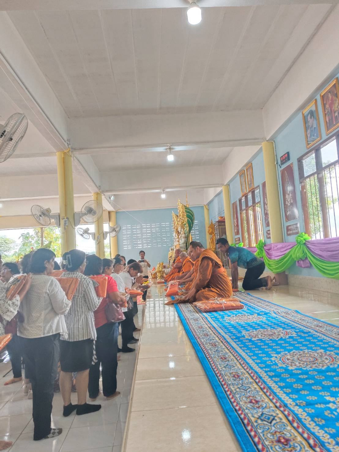 ภาพร่วมพิธีกรรมวัดราษฎร์เจริญธรรม (วัดกระพร้อยสองข้าม)