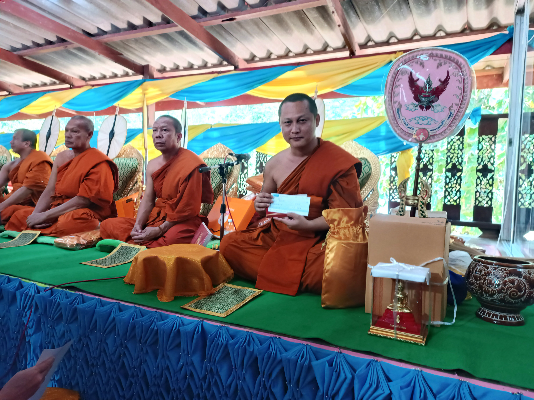 ภาพร่วมพิธีกรรมวัดท่าทอง