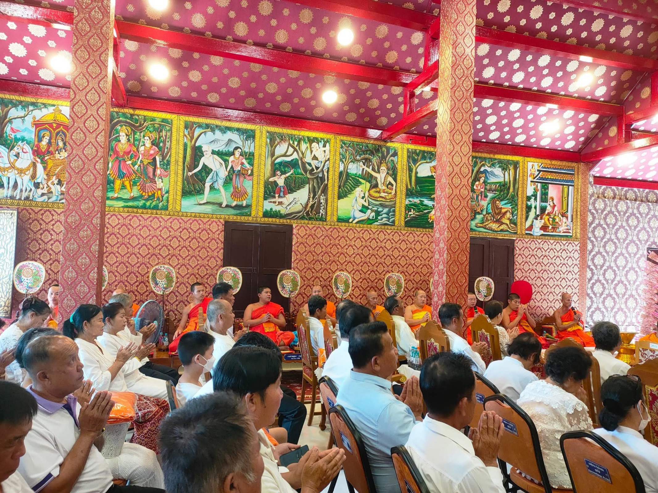 ภาพร่วมพิธีกรรมวัดสันนคร