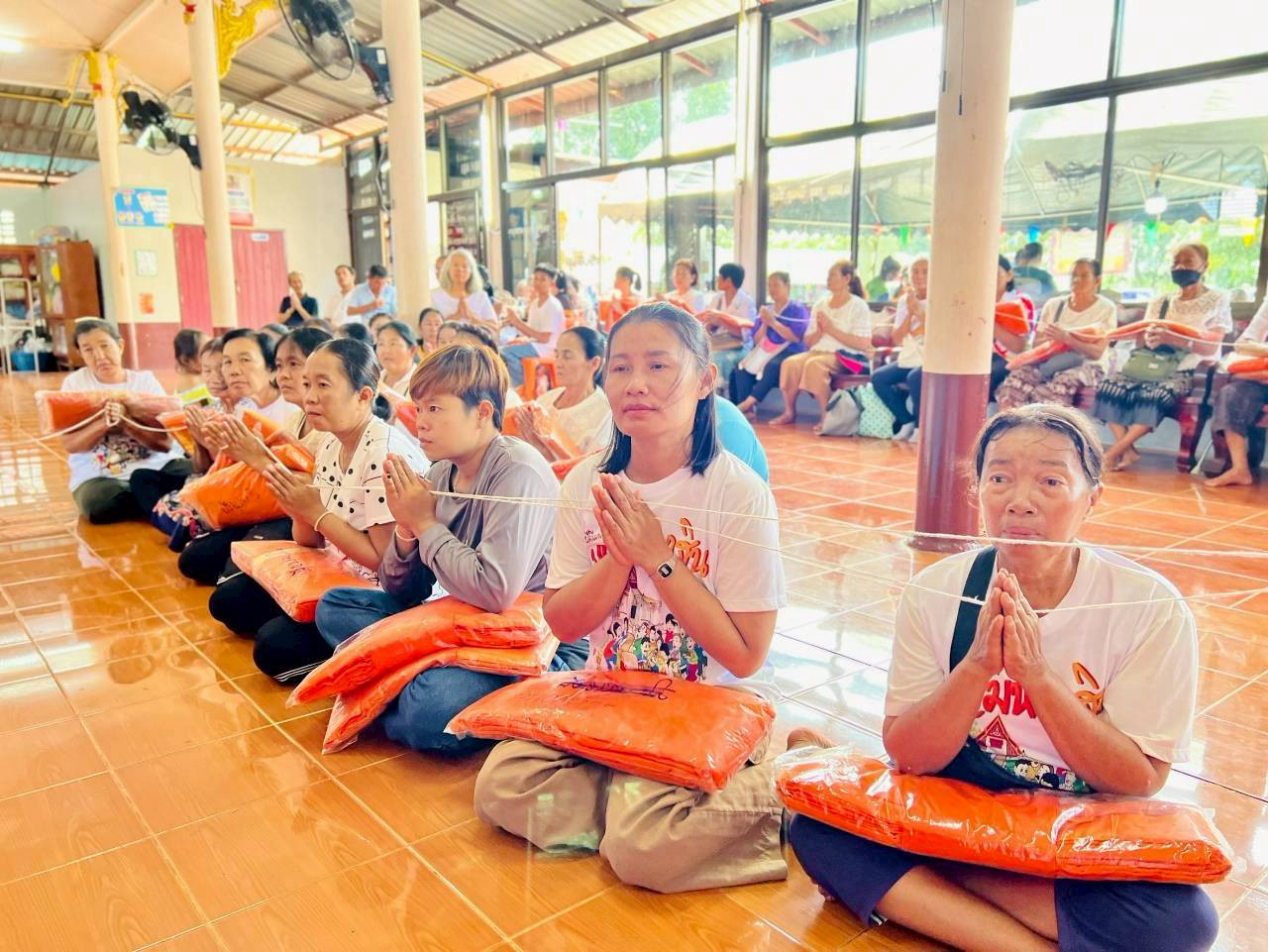 ภาพร่วมพิธีกรรมวัดหนองห้างศรัทธาราม