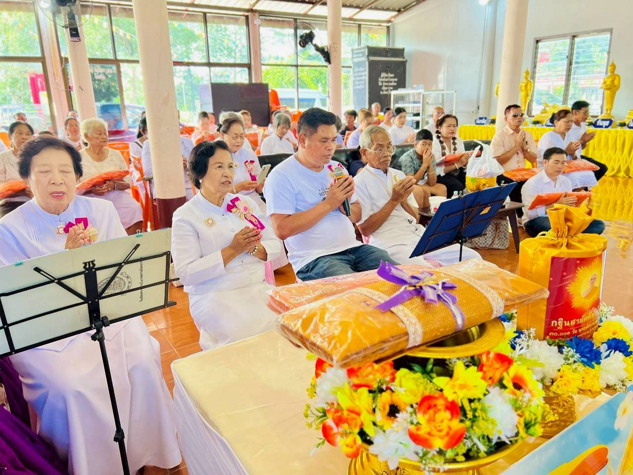 ภาพร่วมพิธีกรรมวัดหนองห้างศรัทธาราม