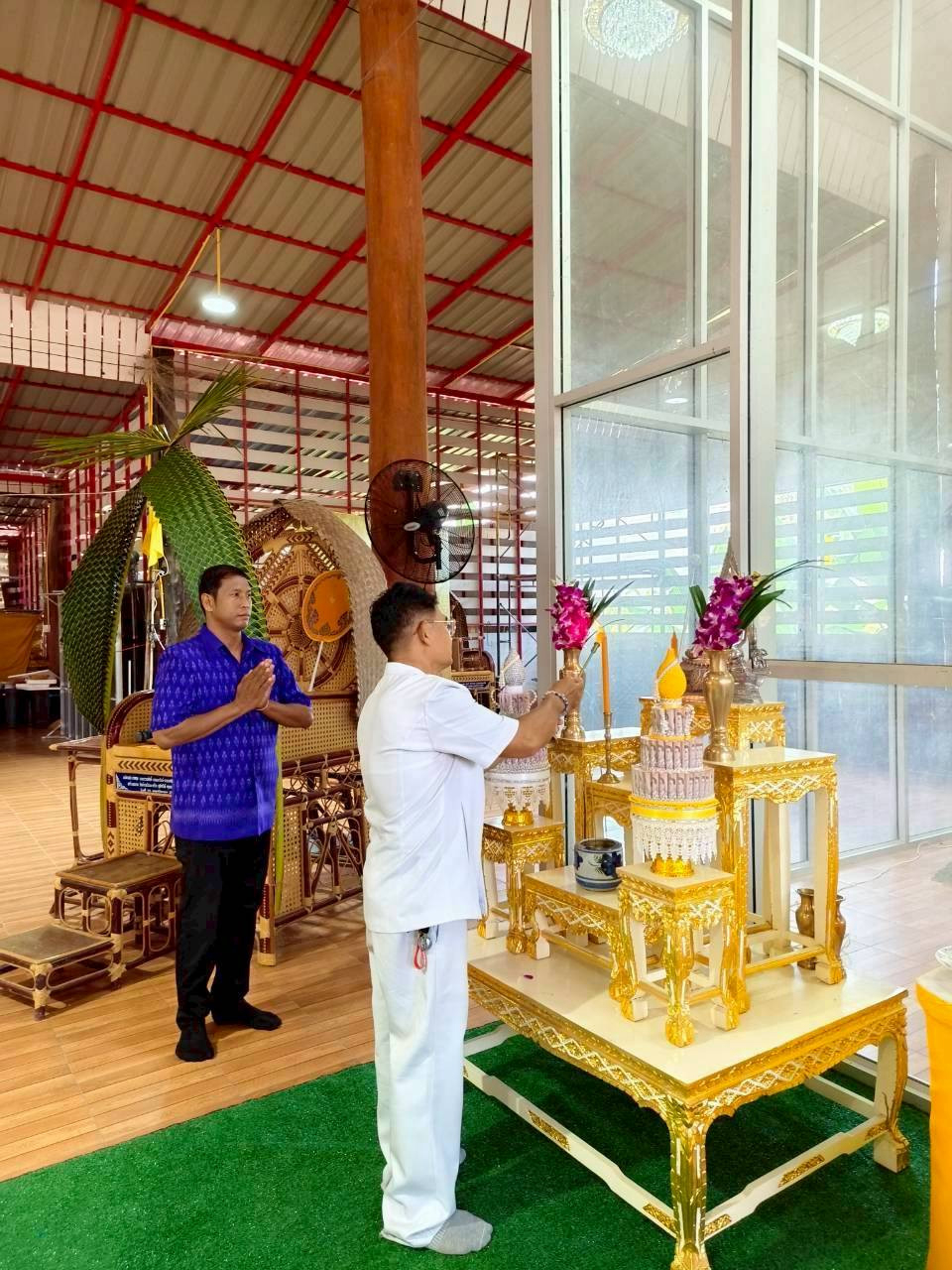 ภาพร่วมพิธีกรรมวัดบ้านเนินมะครึด