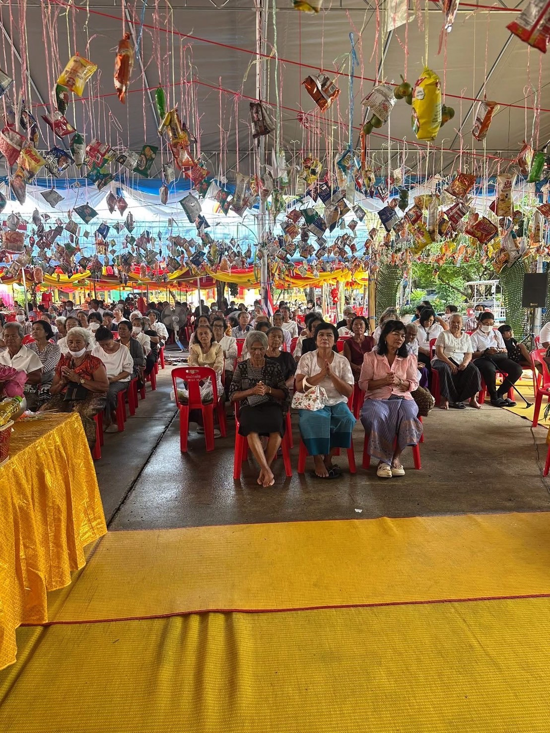 ภาพร่วมพิธีกรรมวัดโนนไทย