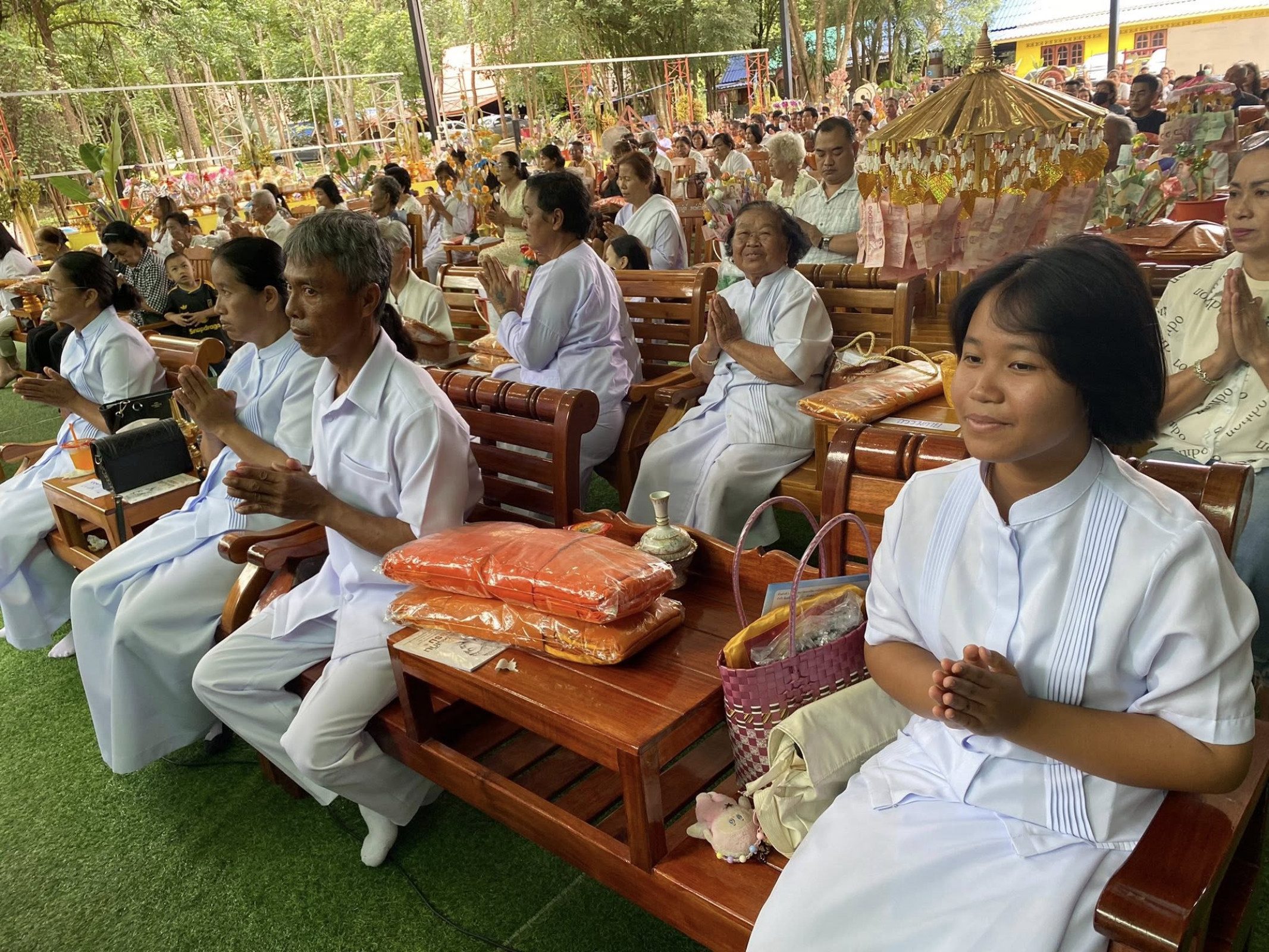 ภาพร่วมพิธีกรรมวัดสมเด็จเจริญ