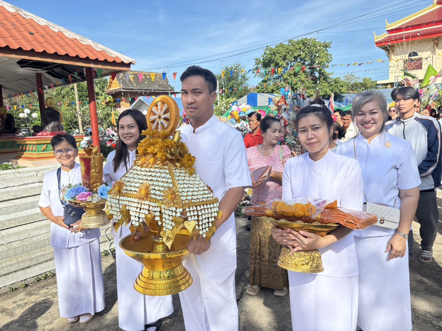 ภาพร่วมพิธีกรรมวัดเนกขัมมาราม