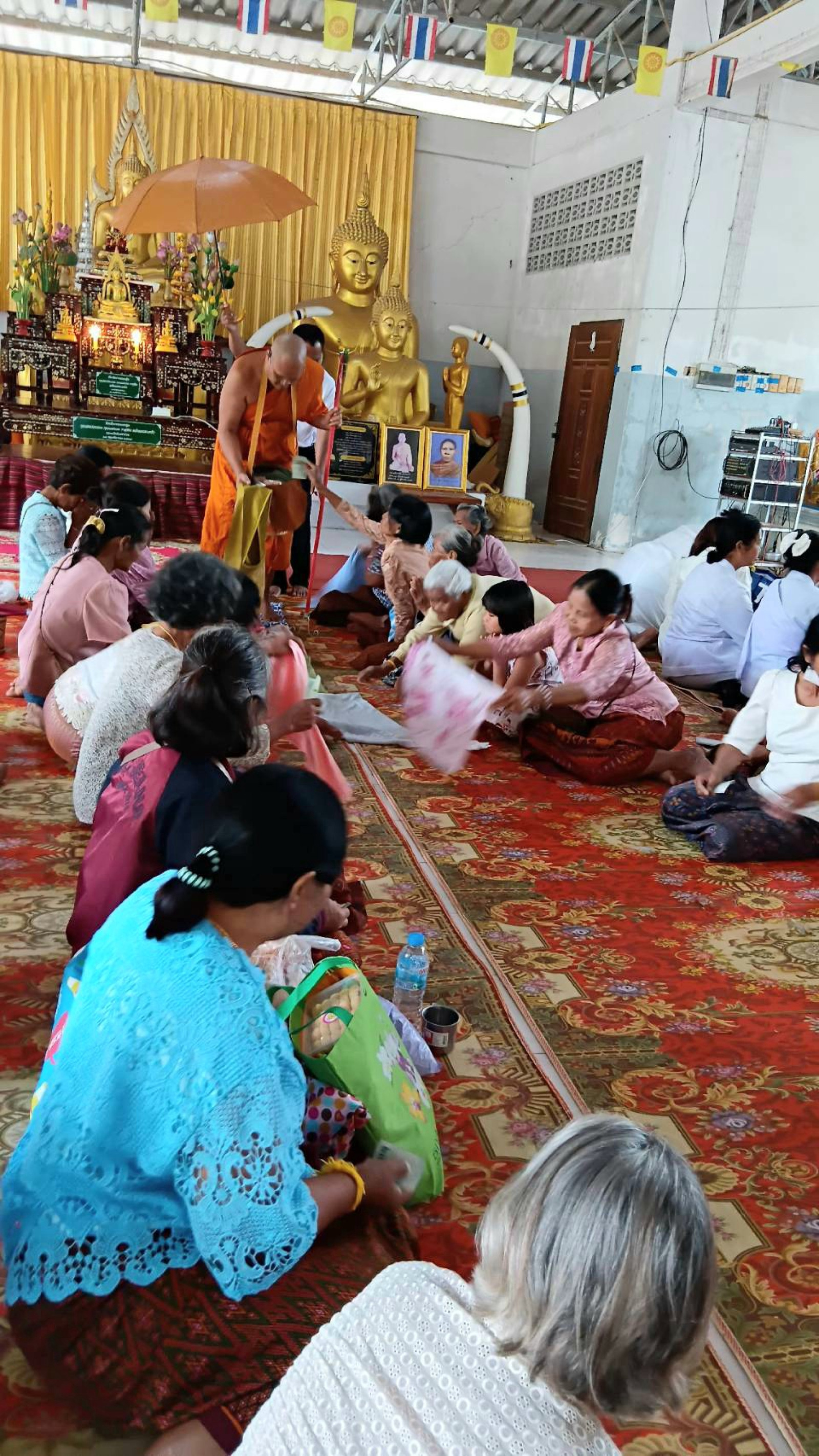 ภาพร่วมพิธีกรรมวัดนิเวศาราม