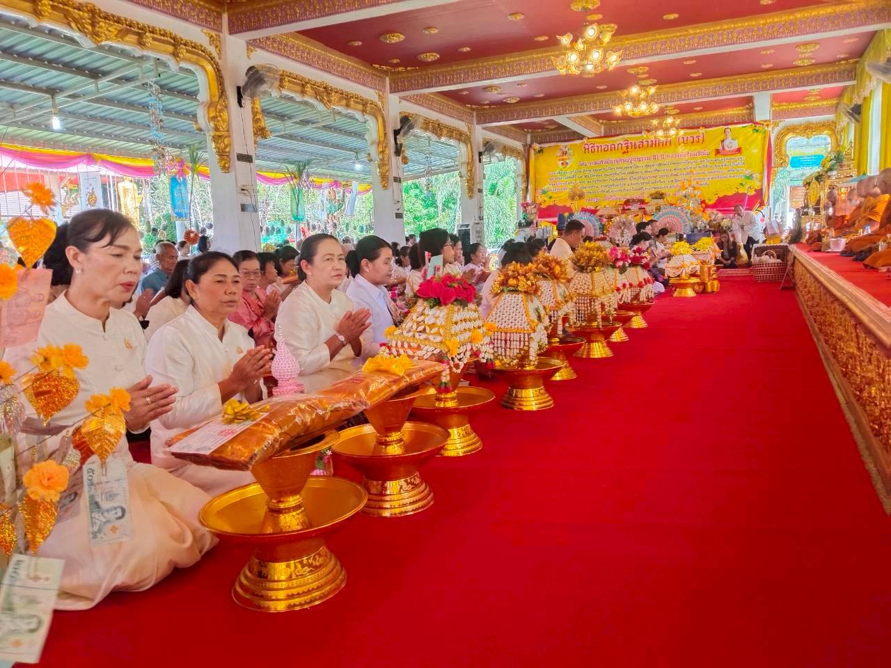 ภาพร่วมพิธีกรรมวัดศรีสมบูรณ์