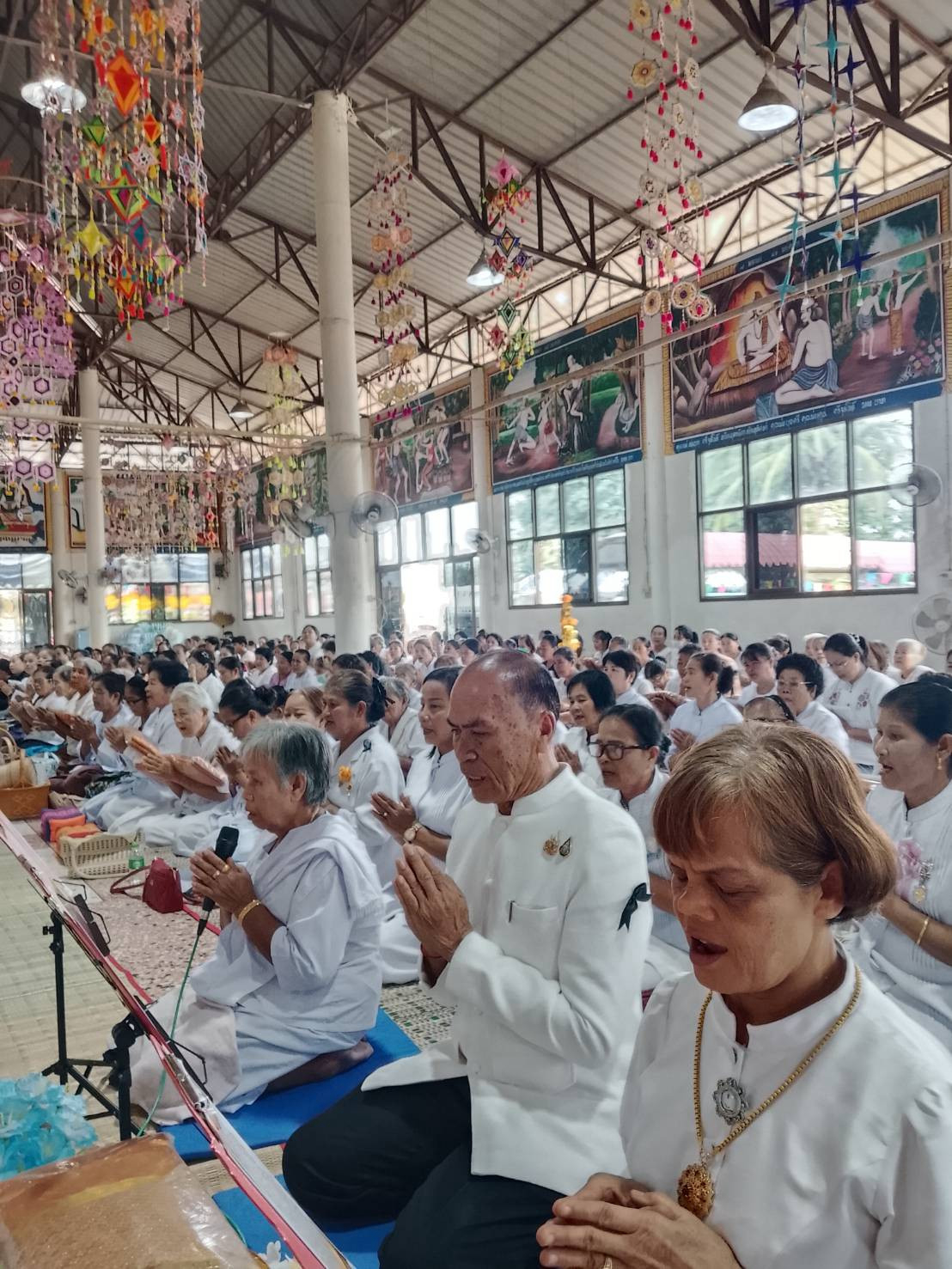ภาพร่วมพิธีกรรมวัดศรีจันดาประชาอุทิศ