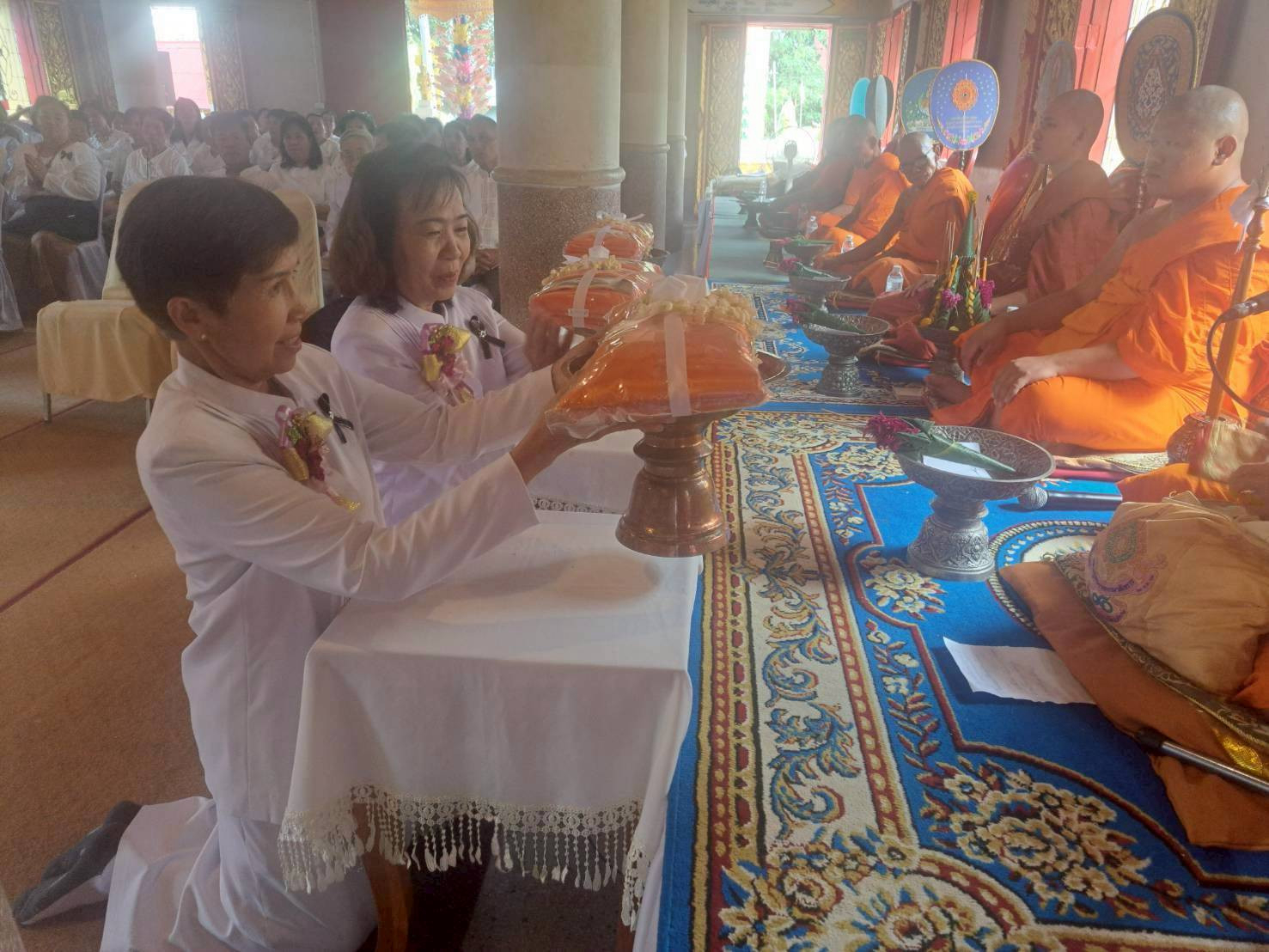 ภาพร่วมพิธีกรรมวัดปลายนาหลวง