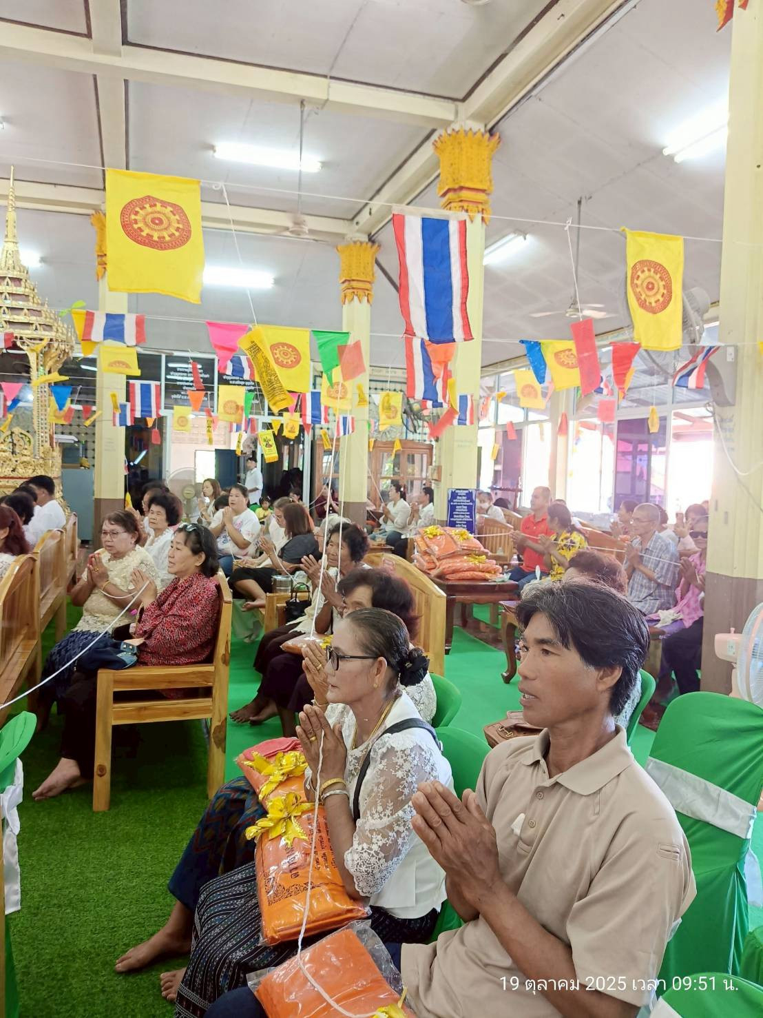 ภาพร่วมพิธีกรรมวัดทุ่งตับเต่า