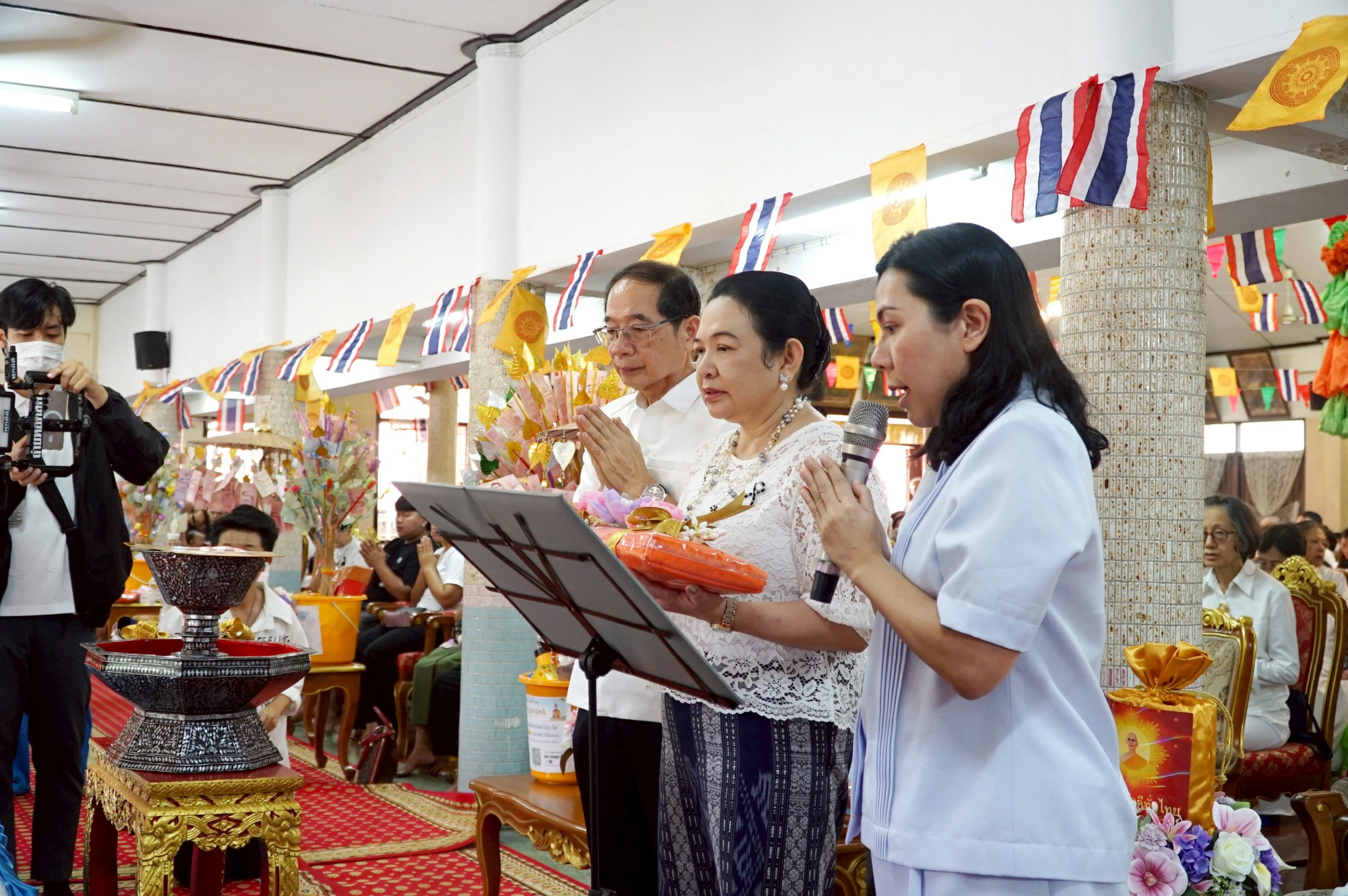 ภาพกล่าวคำถวายกฐินวัดสวัสดิ์วารีสีมาราม