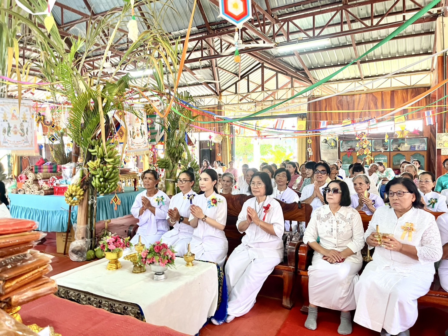 ภาพร่วมพิธีกรรมวัดตะเภาหนุน