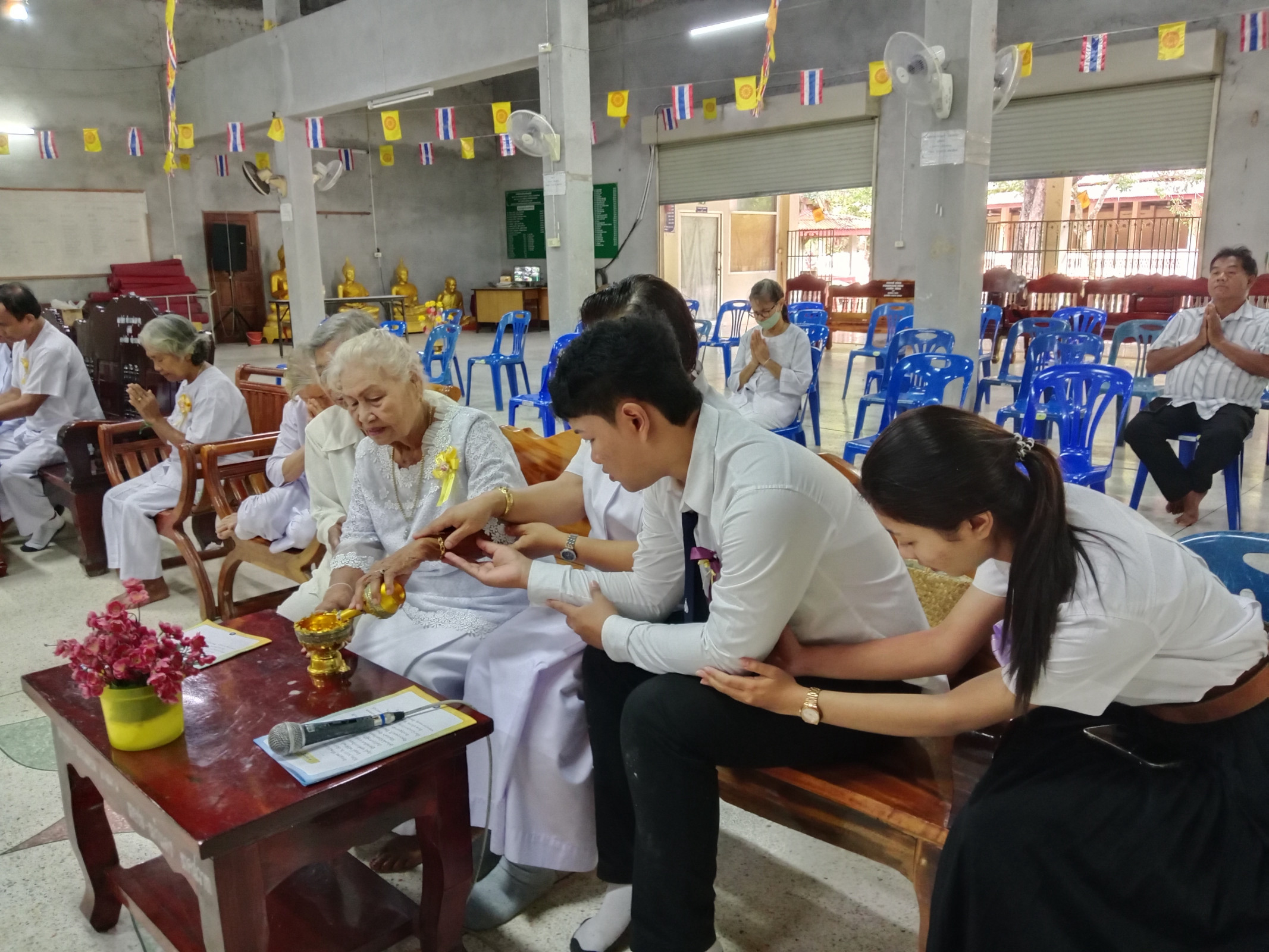 ภาพร่วมพิธีกรรมวัดควนพระ