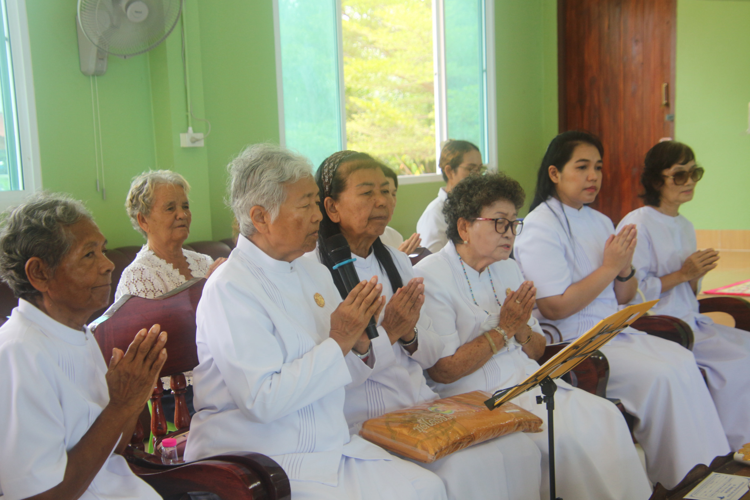 ภาพกล่าวคำถวายกฐินวัดหัวถิน