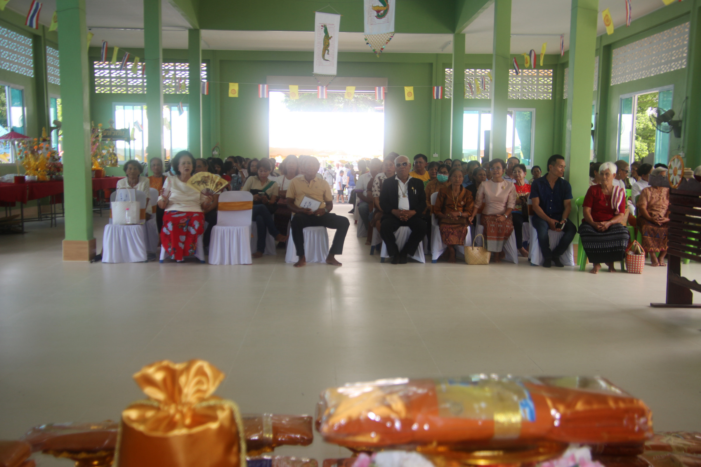 ภาพร่วมพิธีกรรมวัดหัวถิน