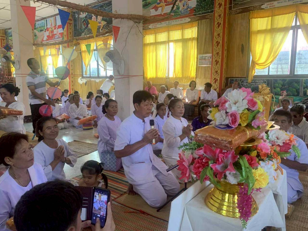 ภาพกล่าวคำถวายกฐินวัดสีแสงสิงห์มีพร