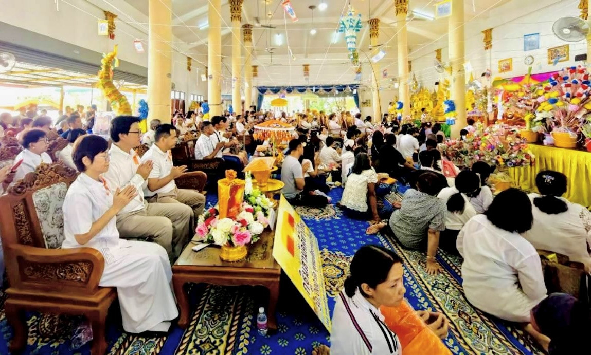 ภาพร่วมพิธีกรรมวัดโคธาราม