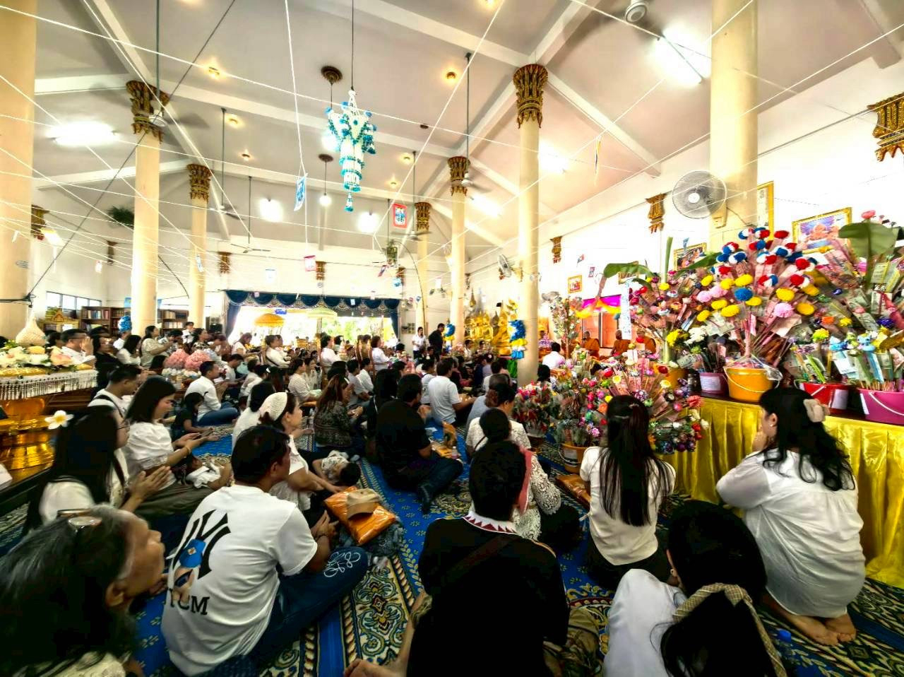 ภาพร่วมพิธีกรรมวัดโคธาราม