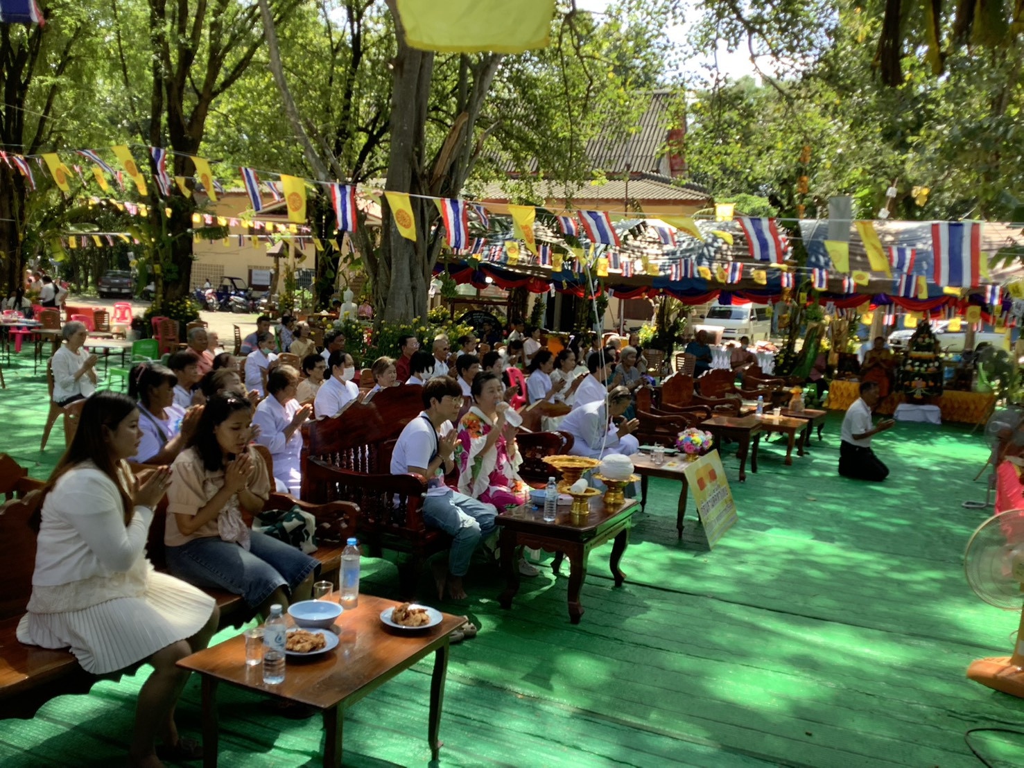 ภาพร่วมพิธีกรรมวัดวังเพชร