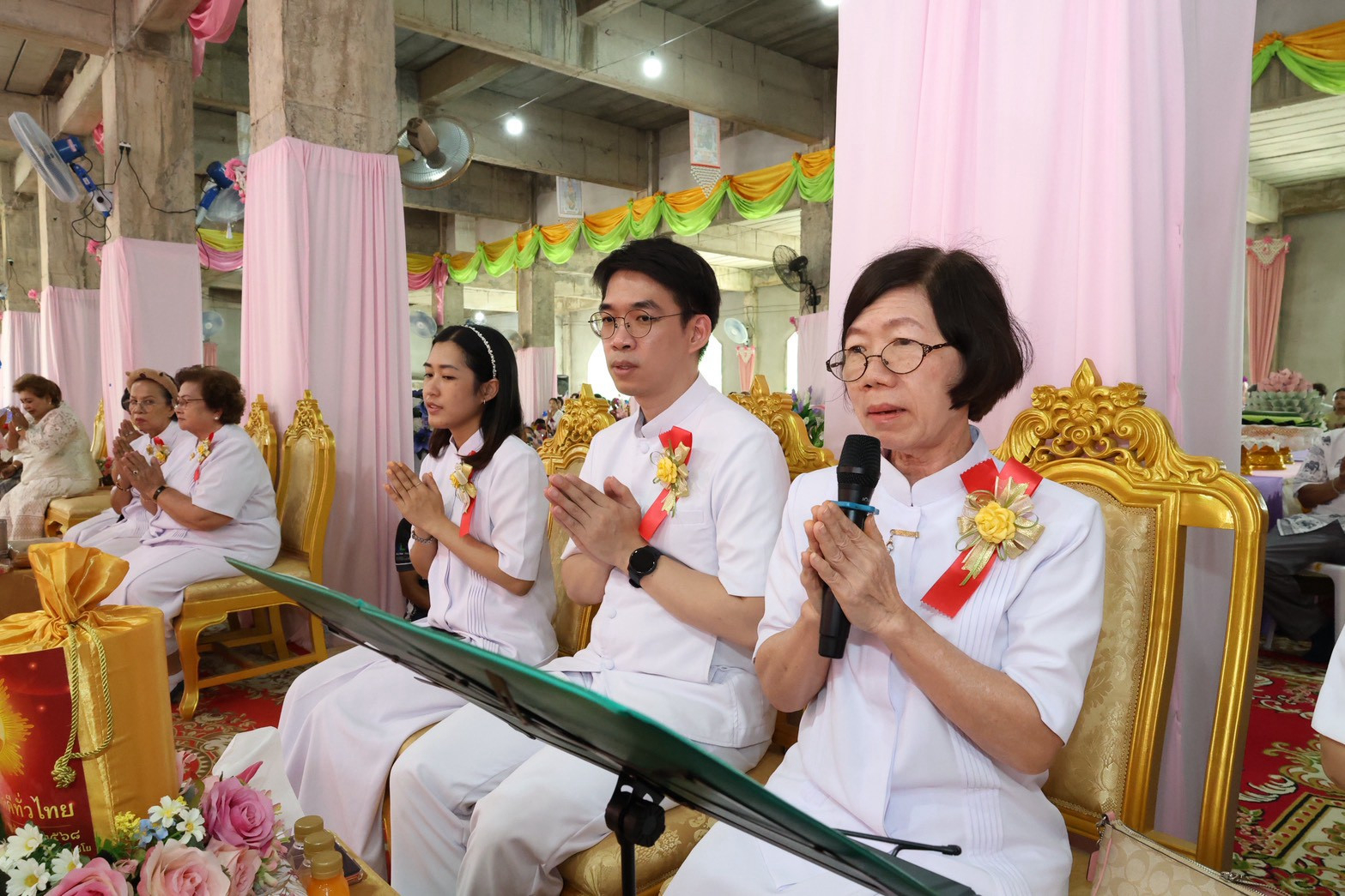 ภาพกล่าวคำถวายกฐินวัดกำแพงประชาราม